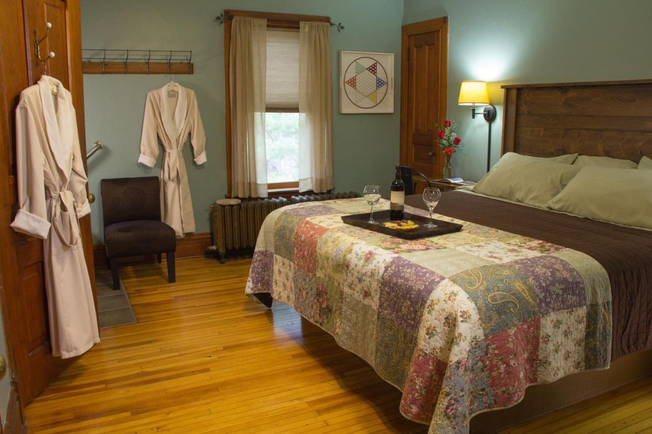Pinehurst Inn Bed&Breakfast Bayfield Exterior foto